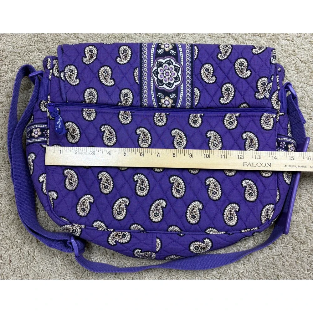 Vera Bradley Purple Paisley Quilted Messenger Bag Crossbody Shoulder Strap‎